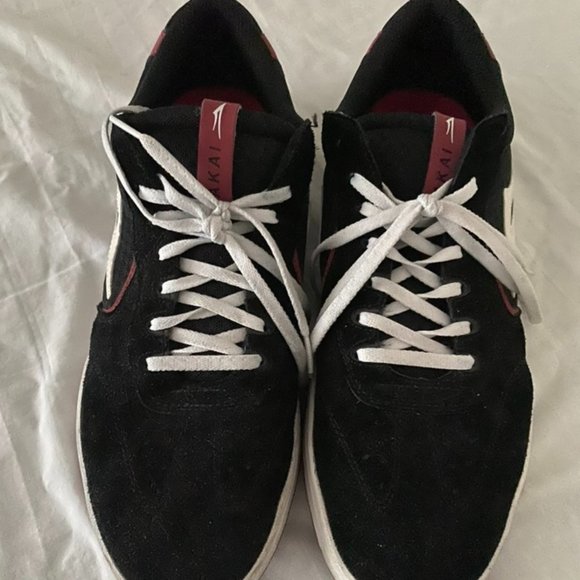 Lakai Atlantic Black / Red Vincent Alvarez Skate Shoes - Picture 1 of 3